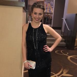 Meet your Posher, Dara